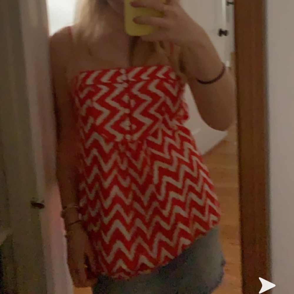 Nice chevron top